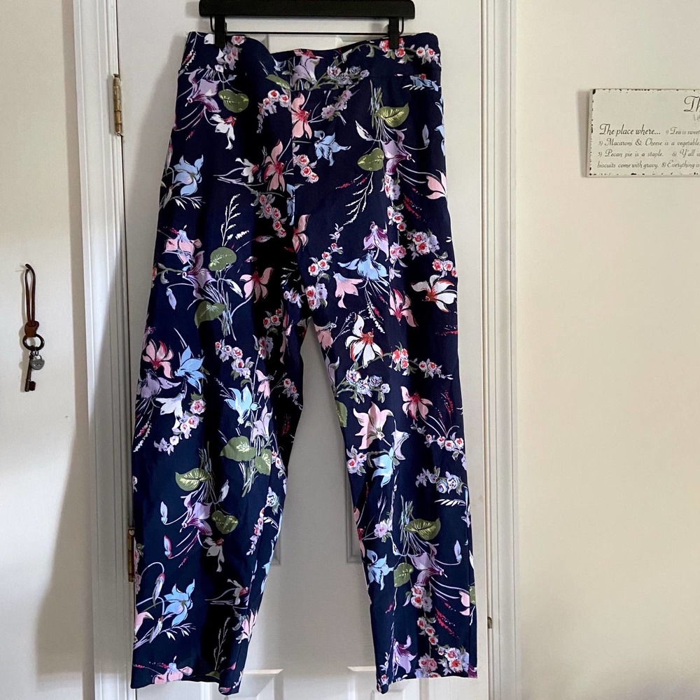 Terra & Sky Floral Stretch Pants - Blue Pink